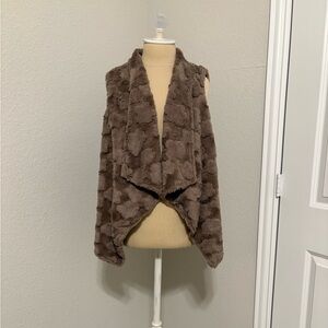 Elevenses Brown Textured Vest